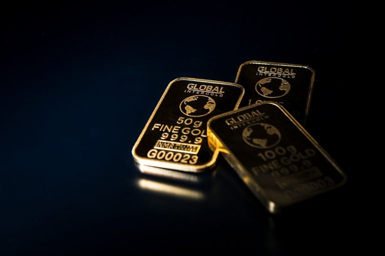 Mercado de Ouro Oscila, Enquanto Equinox Gold Anuncia Produção Forte no Segundo Trimestre